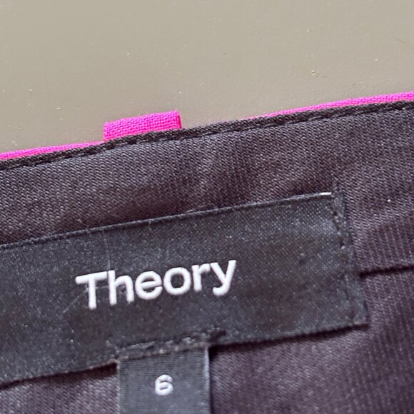 Theory size 6 pink Etiennette suit - Picture 5 of 8